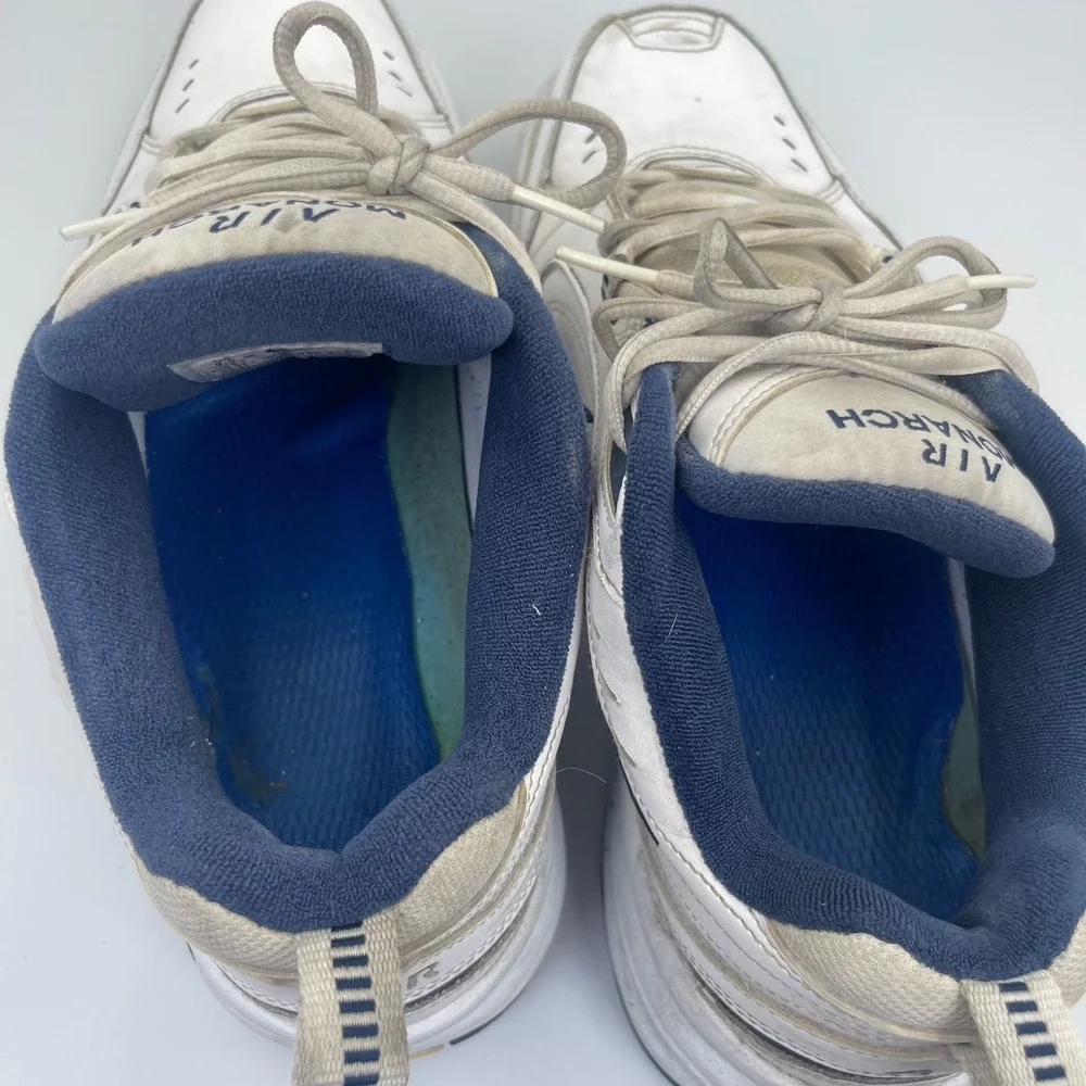 Nike Air Monarch IV Walking Shoes Men's Size 9.5W White Leather Athletic Sneaker